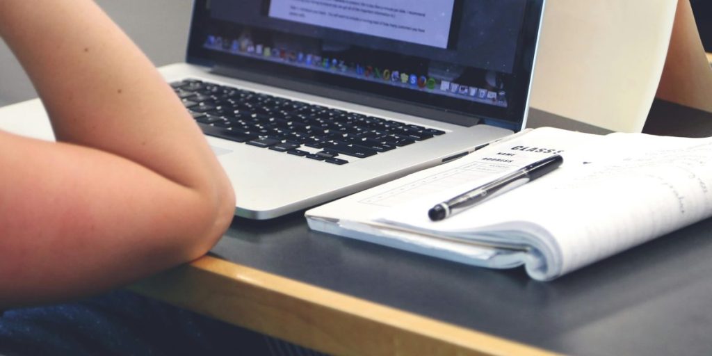 How to Choose the Best Online High School Programs for Academic Growth