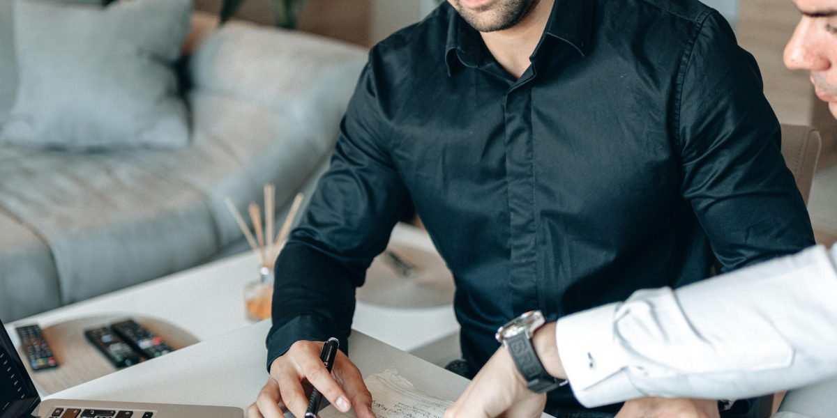 Graduates with a CS degree apply their data analysis skills to real-world business challenges and strategic planning.