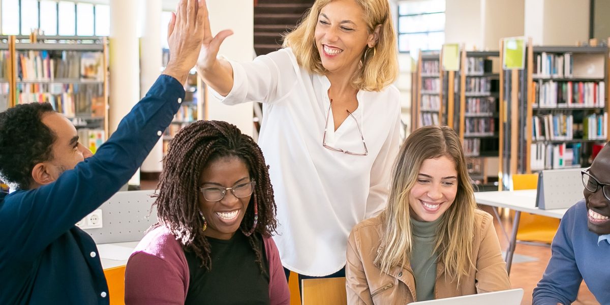 Social Cognitive Theory Teaching Strategies That Build Student Self-Efficacy